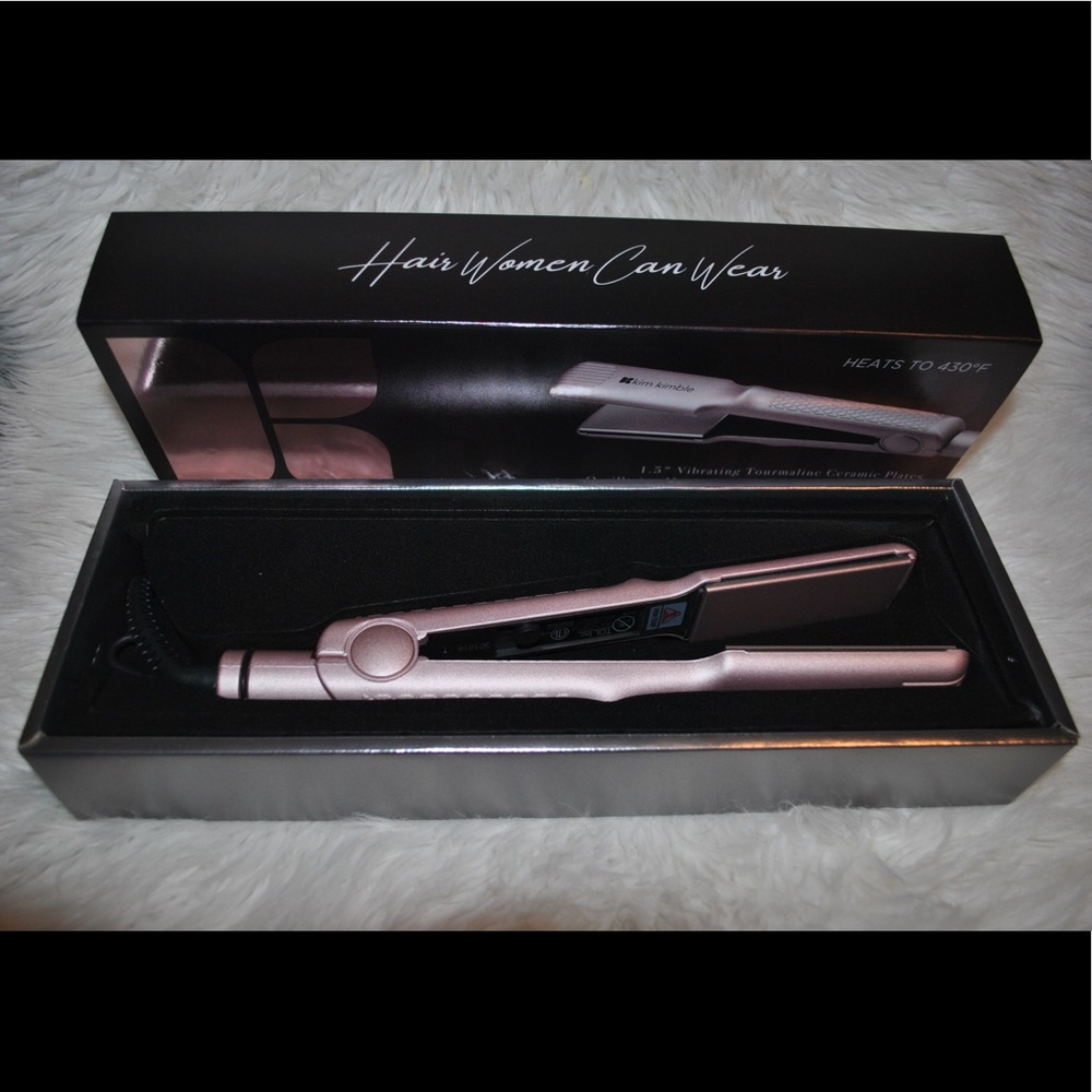 Kim Kimble 1.5” Vibrating Flat Iron
